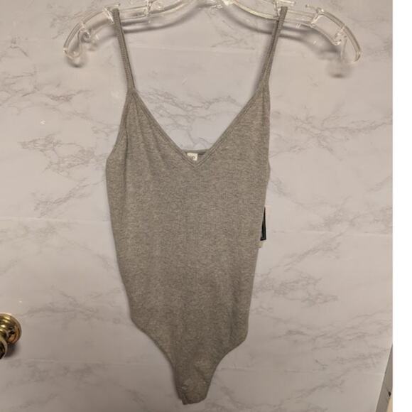 NEW BP. Gray VNeck bodysuit thong Spaghettti straps layering Size Medium - Picture 1 of 7